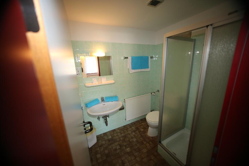Hotel Bechtel Burbach  Værelse billede